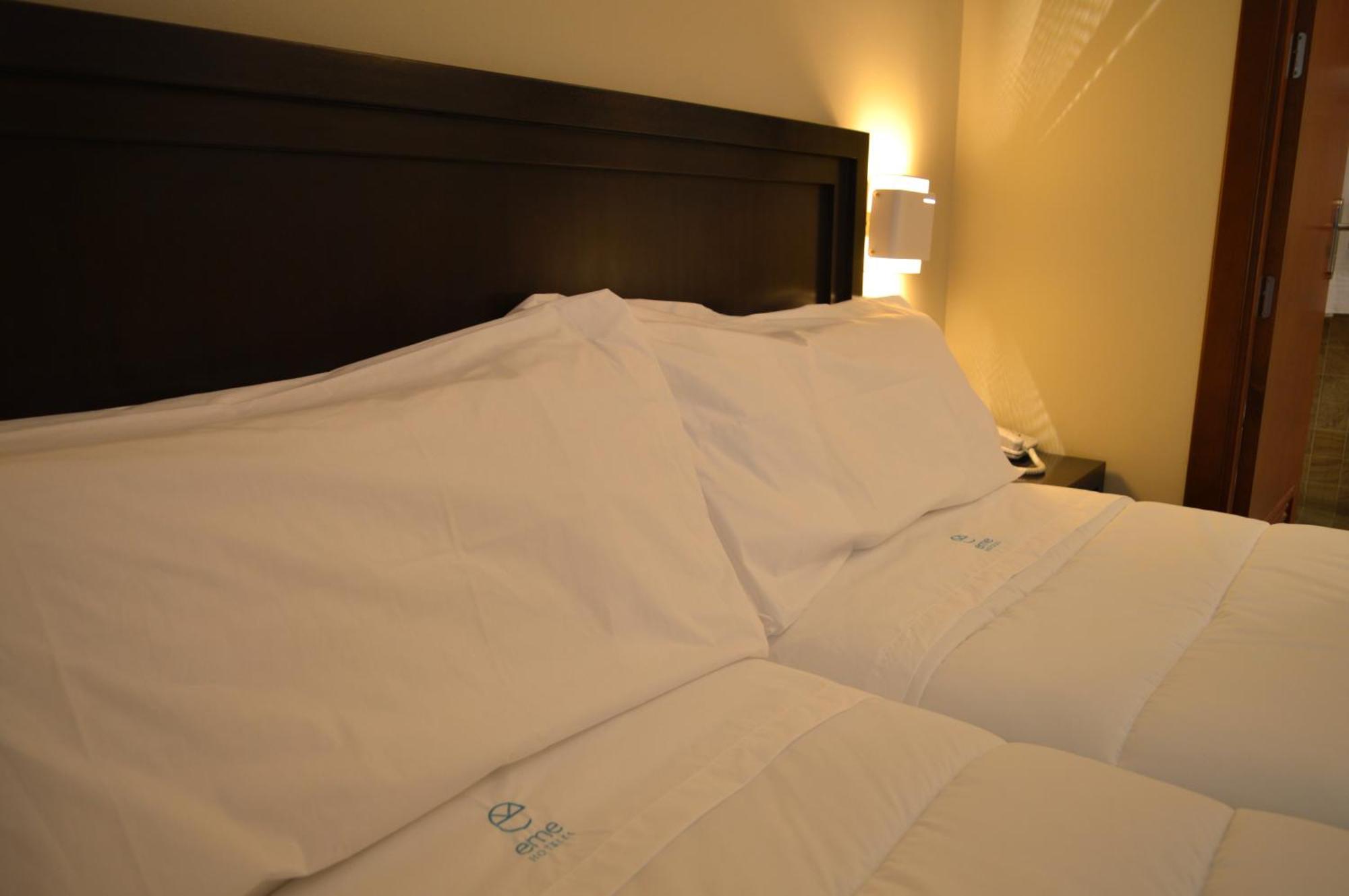 Hotel Baeza Monumental By Eme Hoteles エクステリア 写真