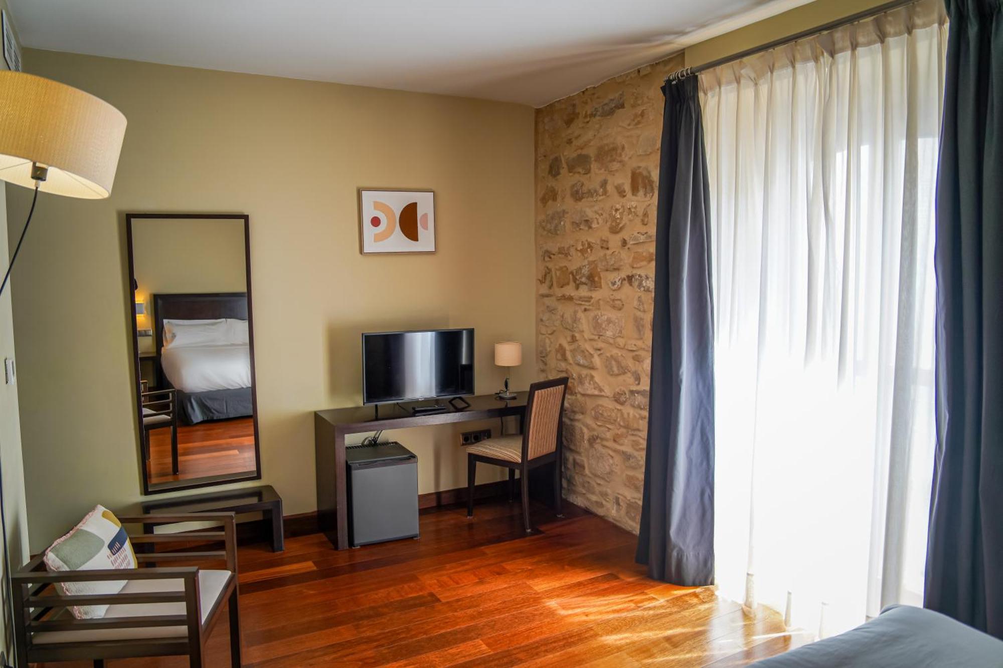 Hotel Baeza Monumental By Eme Hoteles エクステリア 写真
