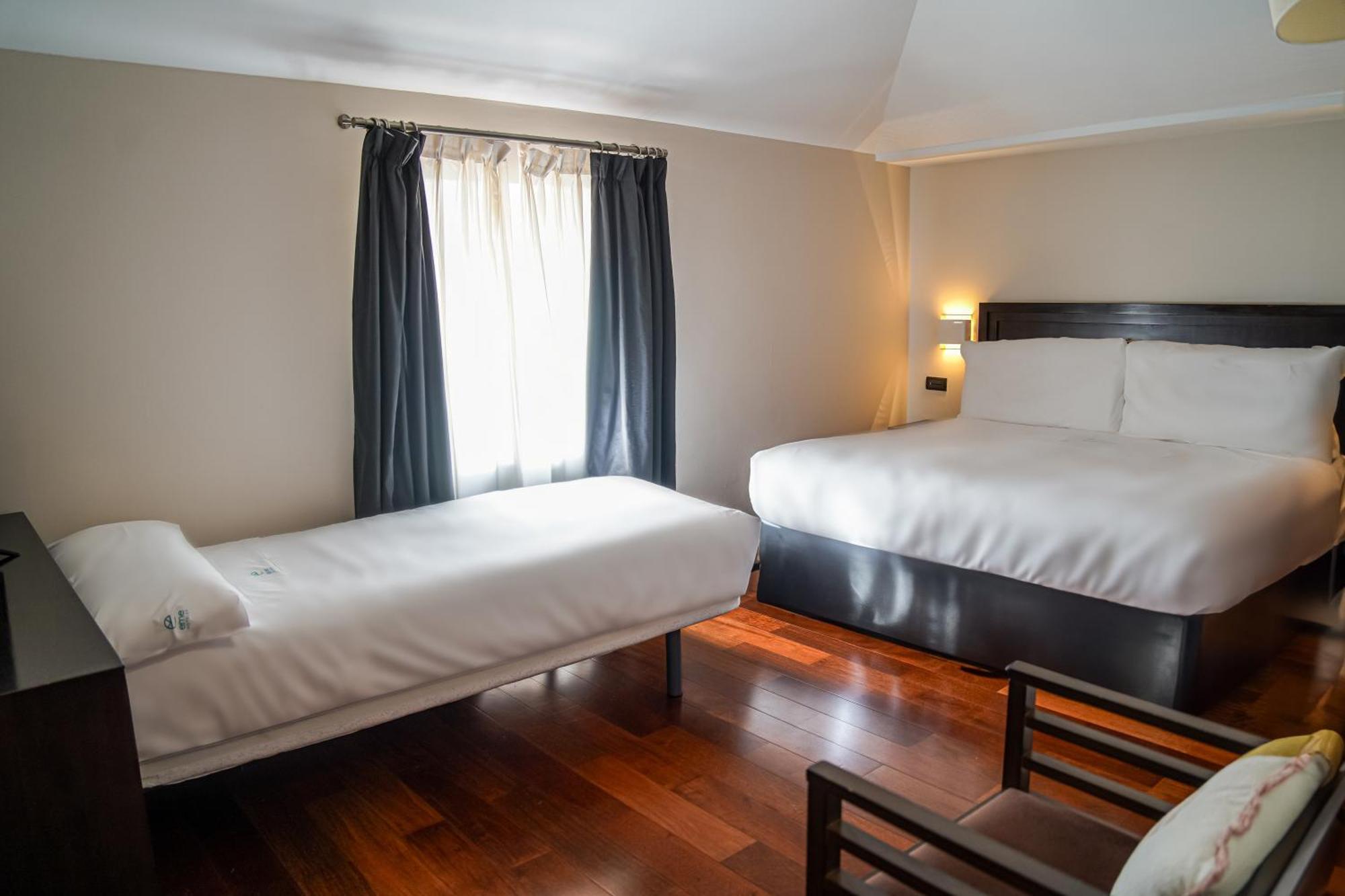 Hotel Baeza Monumental By Eme Hoteles エクステリア 写真