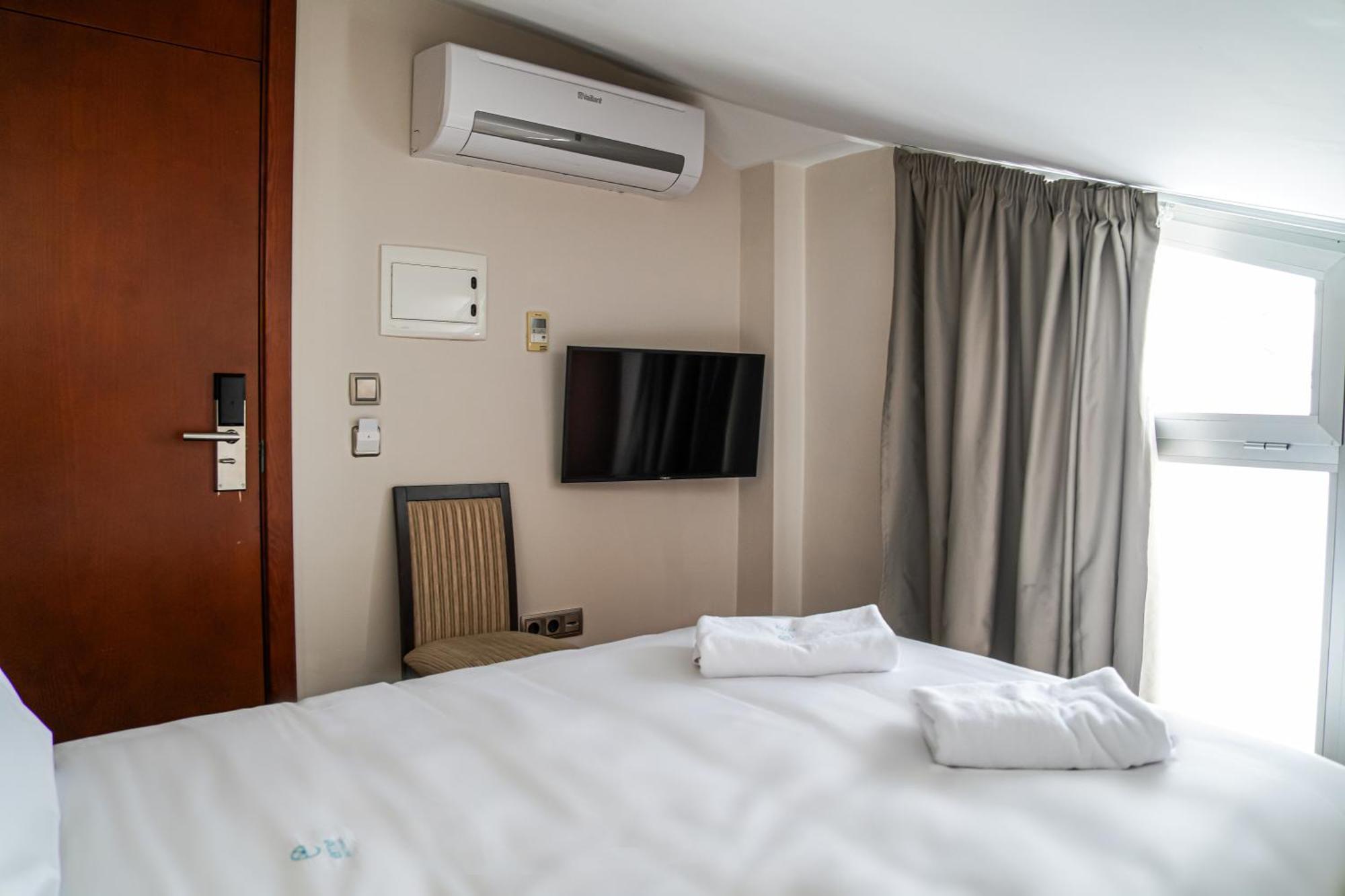 Hotel Baeza Monumental By Eme Hoteles エクステリア 写真