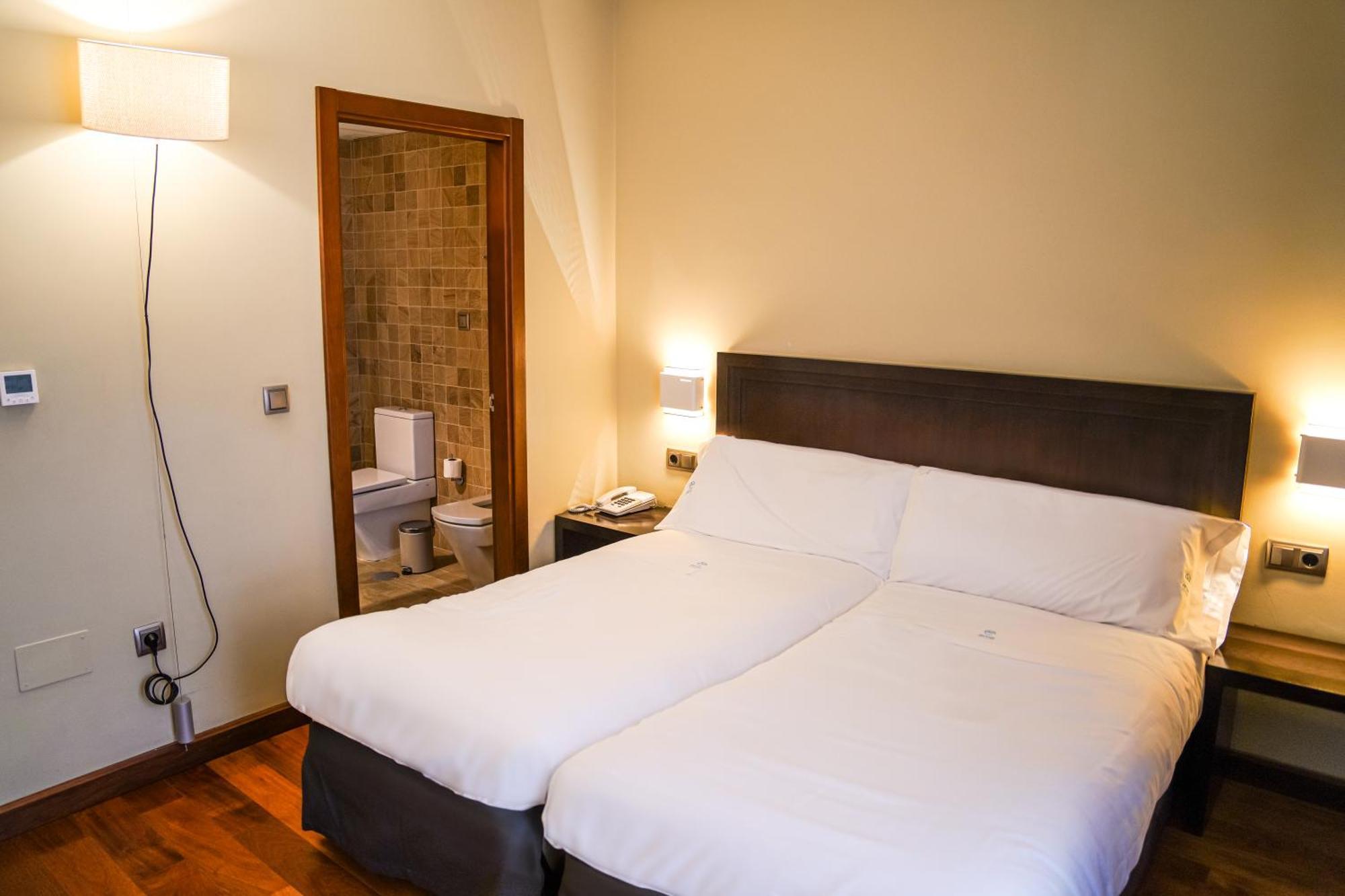 Hotel Baeza Monumental By Eme Hoteles エクステリア 写真