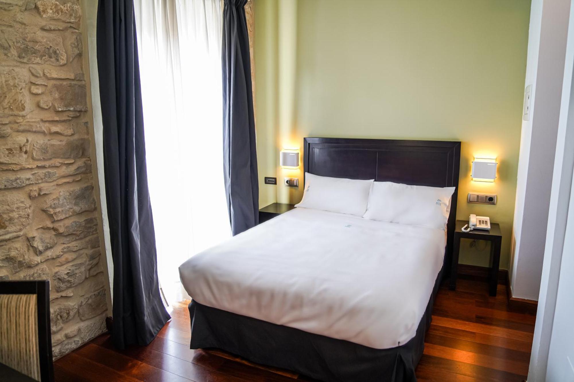 Hotel Baeza Monumental By Eme Hoteles エクステリア 写真