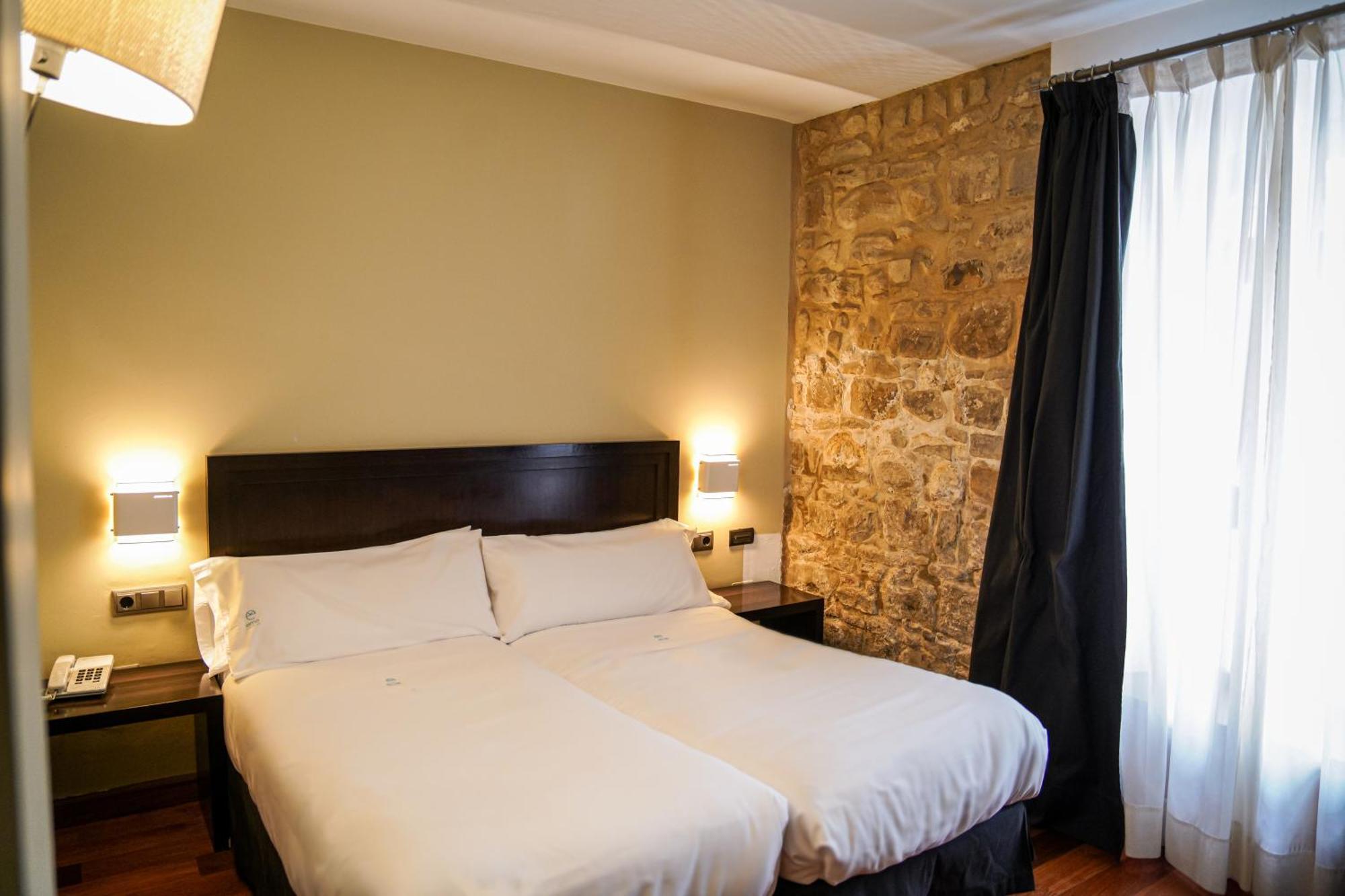 Hotel Baeza Monumental By Eme Hoteles エクステリア 写真